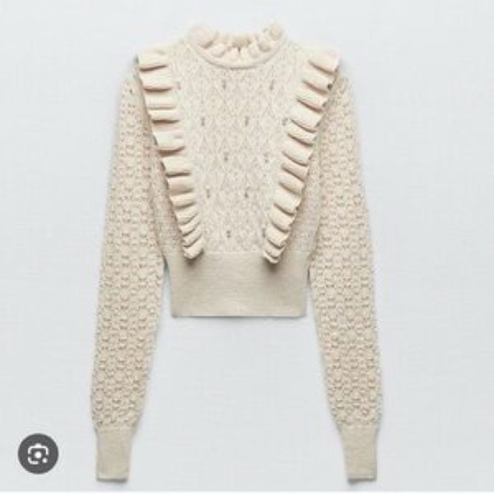ZARA Cream‎ Pearl Ruffle Knit Crop Sweater Size S Mock Neck Long Sleeve
